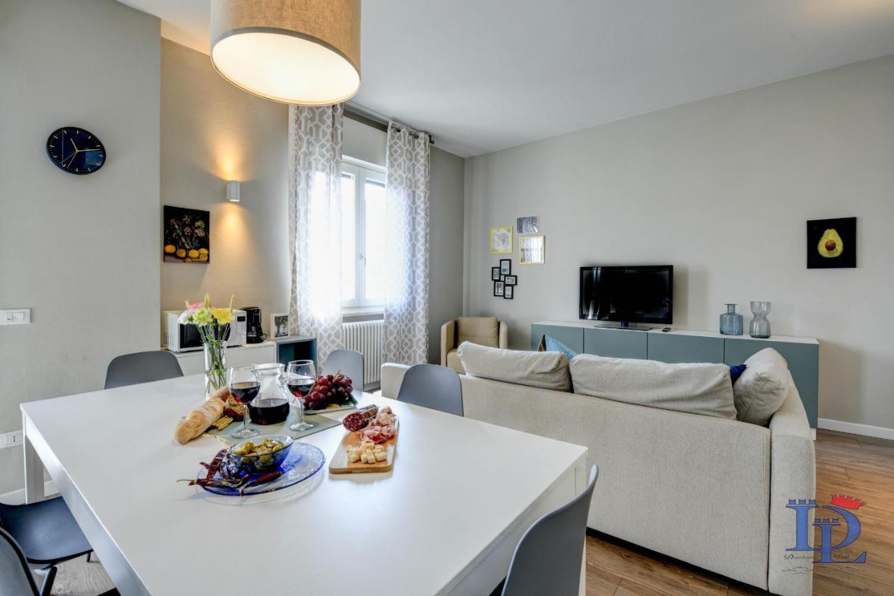Desenzanoloft Official Partner Marriott Homes & Villas - Bacco Family Apartment เดเซนซาโนเดลการ์ดา ภายนอก รูปภาพ
